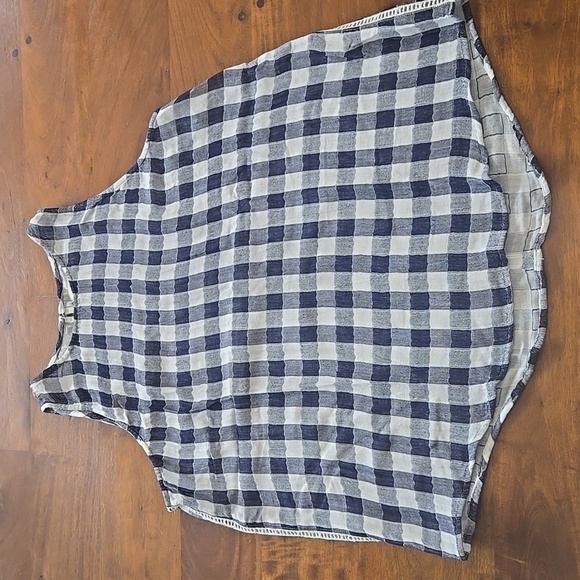 Cloth & Stone Anthropologie Navy and White Gingham Sleeveless Blouse - Picture 9 of 15